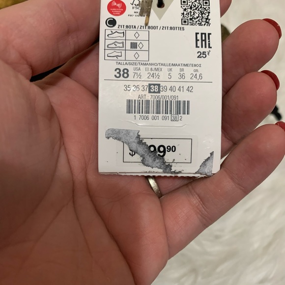 ZARA Metallic Kitten Heel Boot 6.5 7.5 - Picture 8 of 8